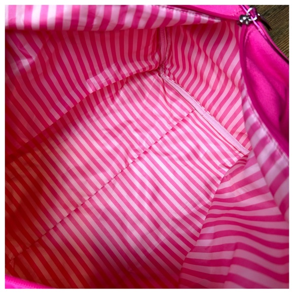 Victoria’s Secret Getaway XL Bag - Picture 7 of 10